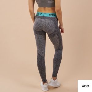 ALL BLACK GYM SHARK LEGGINGS